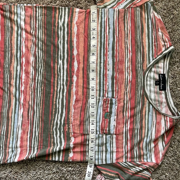 Women’s small shirt - Picture 7 of 8